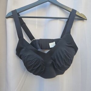 Knix V-neck Bra Cross Back Capable 6+ 32F-E 34F-E